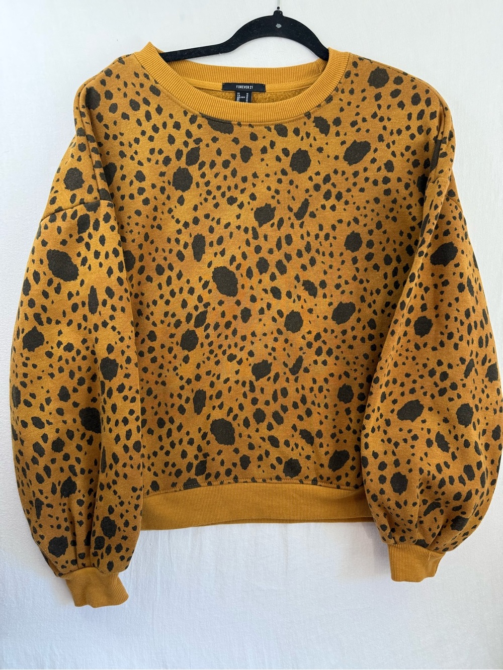 Forever 21 Mustard Leopard Print Crewneck Sweater Size M